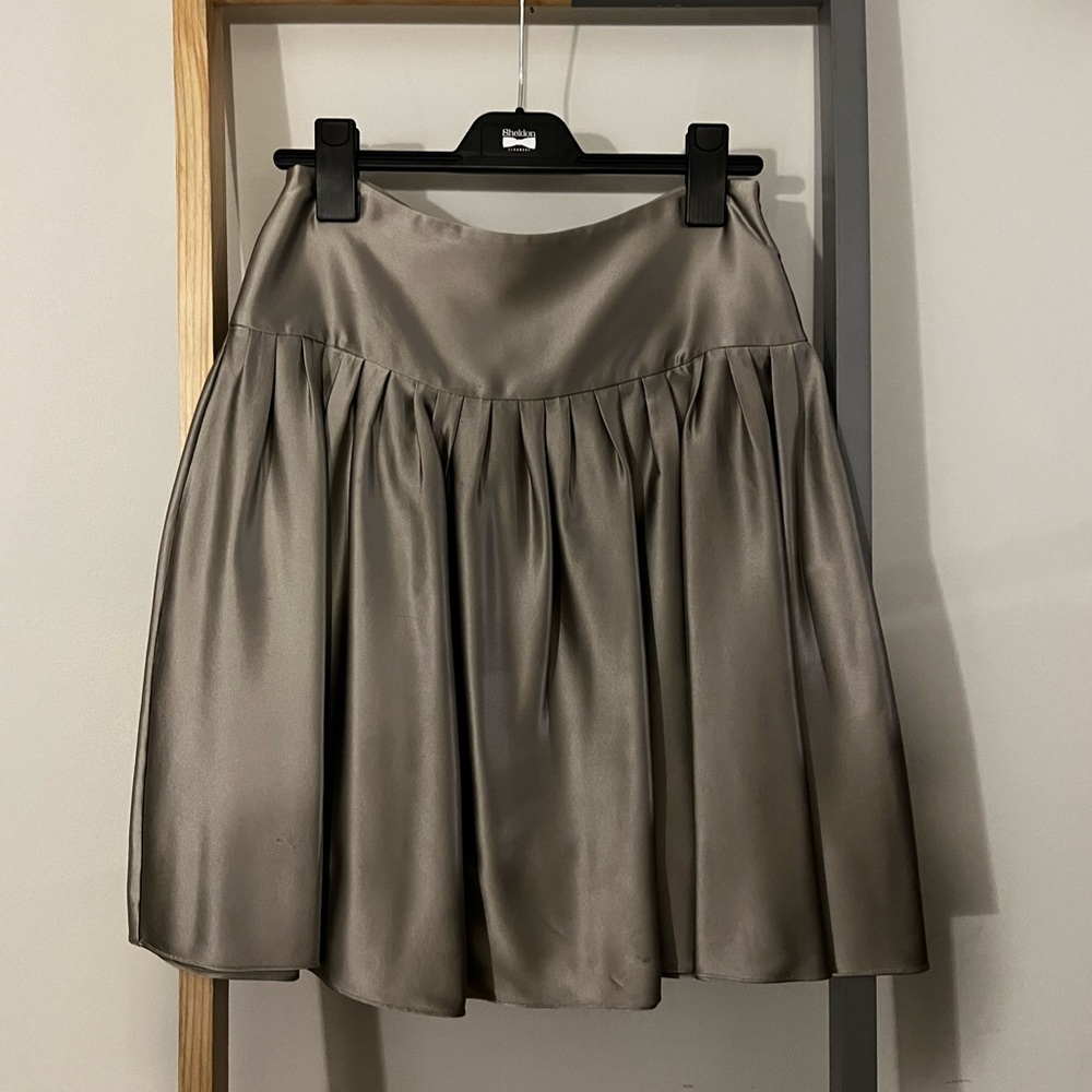 100% silk silver Express skirt